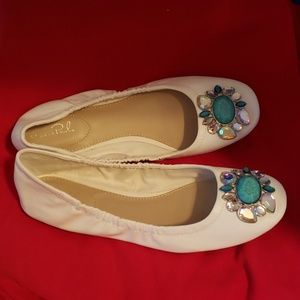 9.5M white with gems